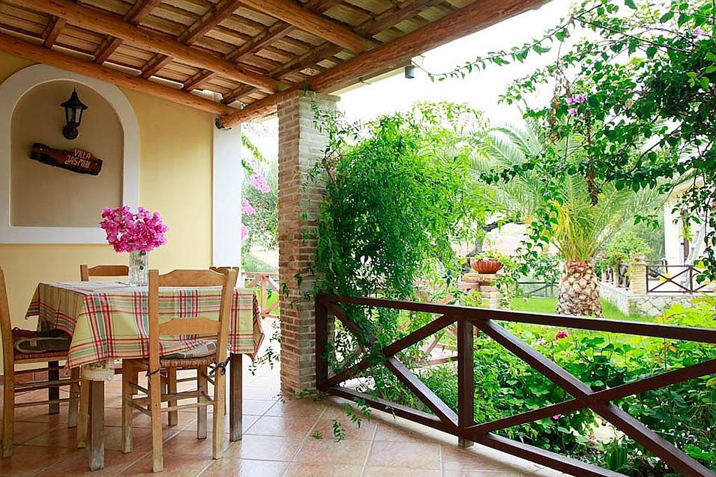 Yannis' Village Keri Phòng bức ảnh