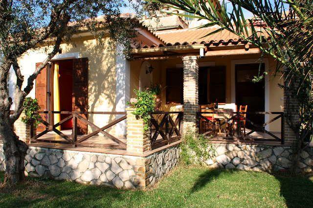 Yannis' Village Keri Ngoại thất bức ảnh
